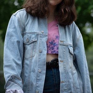 Cropped pink with flowers shirt